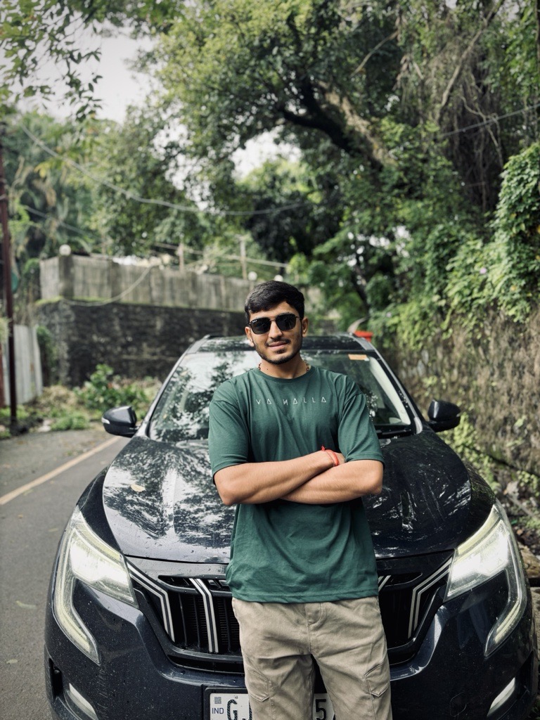 Manav Nanda — Full-Stack Developer based in Ahmedabad